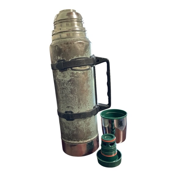 Vintage Aladdin Stanley Thermos - Picture 3 of 9